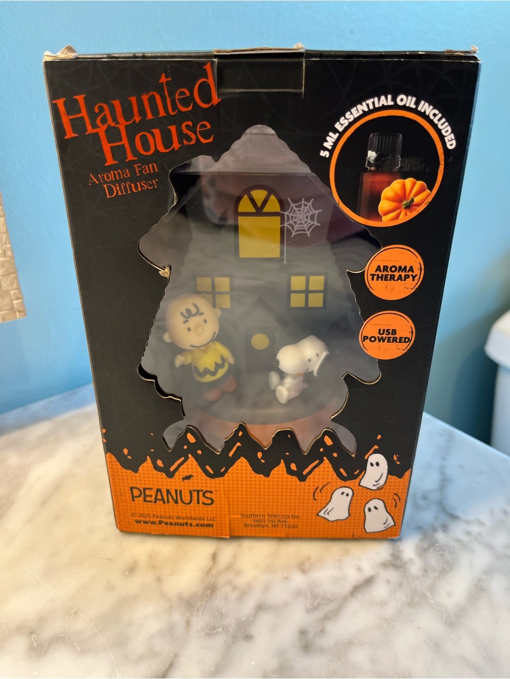 Peanuts Haunted House Aroma Fan Diffuser - Black & Orange